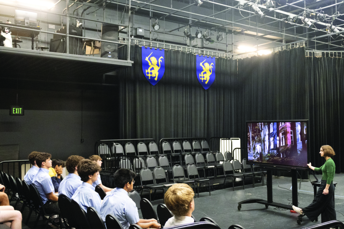 Drama instructor Katy Tye teaches an Acting I class largely composed of seniors.